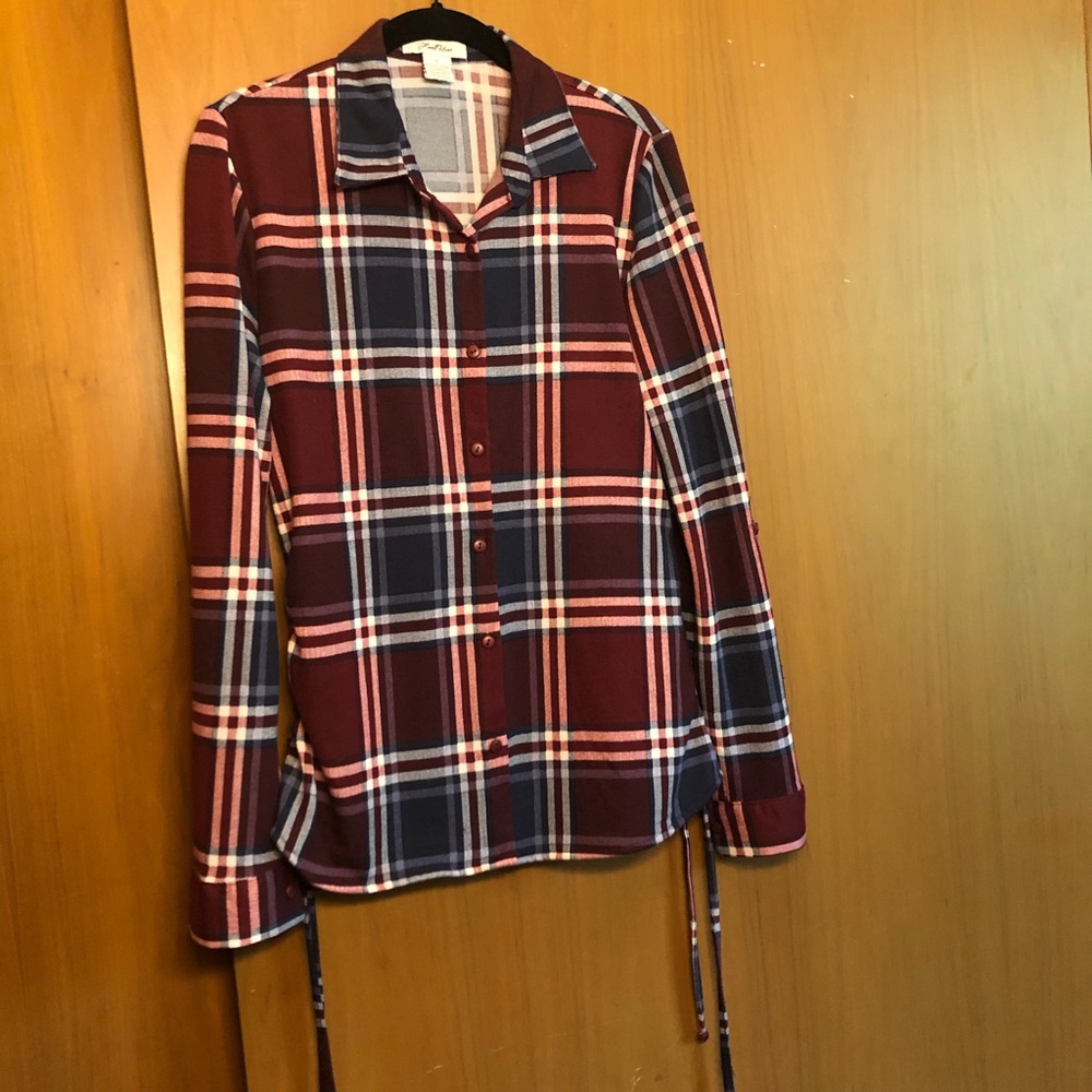 NWOT Purple and burgundy plaid button down